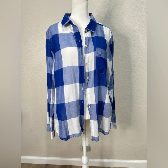 LIKE NEW OLD NAVY button down - Picture 1 of 5